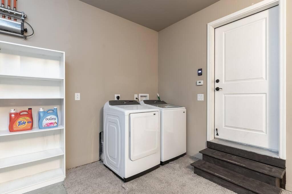 הוילה פיירבנקס Birch Hill Retreat Great Location2+Garage+Aurora מראה חיצוני תמונה