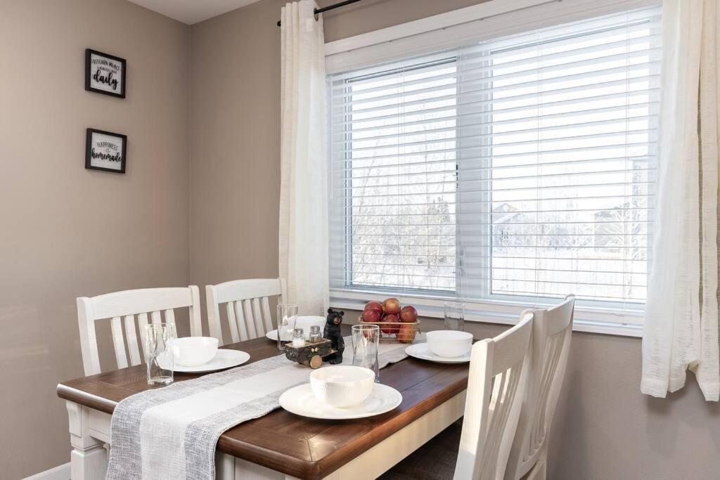 הוילה פיירבנקס Birch Hill Retreat Great Location2+Garage+Aurora מראה חיצוני תמונה